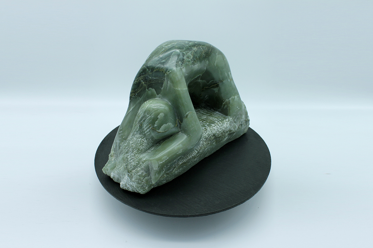 A L'AUBE DU 7e JOUR - Stéatite - L20xH18 cm