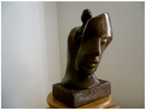 INSIDE MAN - Plâtre armé patiné - H45 cm - 4,5 kg