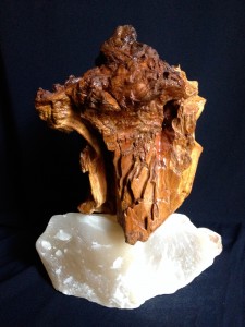 THE RESCUE - Sculpture bois 27x16x23 cm - Socle en albâtre 30x12x12 cm - 3,5 kg