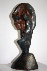 VAGUE A LA FEMME - Plâtre armé pâtiné - 55x30x20 cm - 6 kg