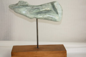 DITS TORSIONS - Stéatite - Sculpture 32x13x12 cm - Socle 31x7x6 cm - 5 kg